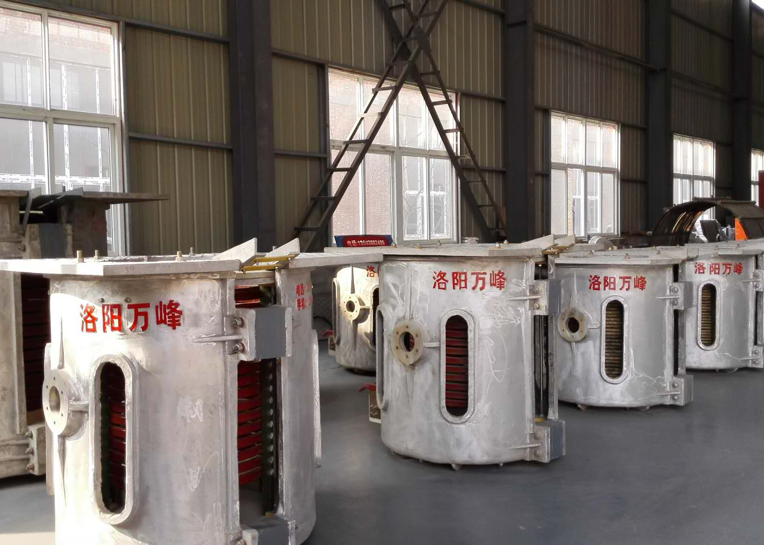 如何在中頻爐熔煉中控制高錳鋼夾雜物？